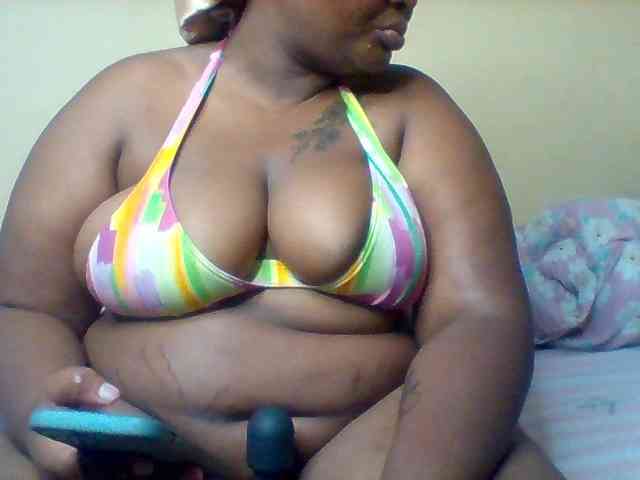 SinfullySweet webcam