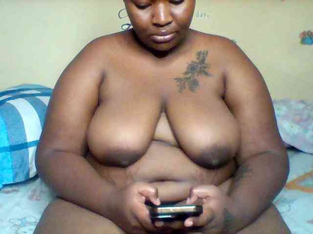 SinfullySweet webcam
