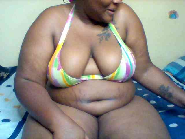 SinfullySweet webcam
