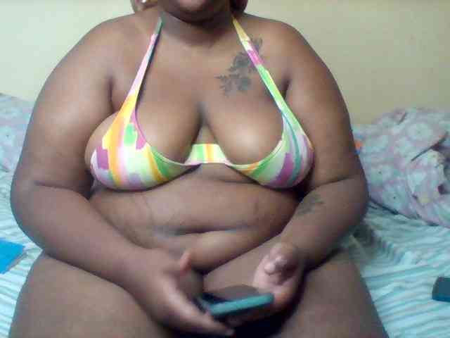 SinfullySweet webcam