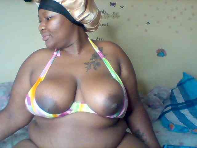 SinfullySweet webcam