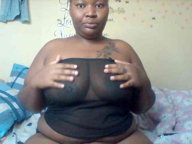 SinfullySweet webcam