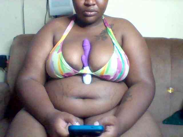 SinfullySweet webcam