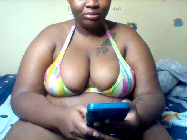 SinfullySweet webcam