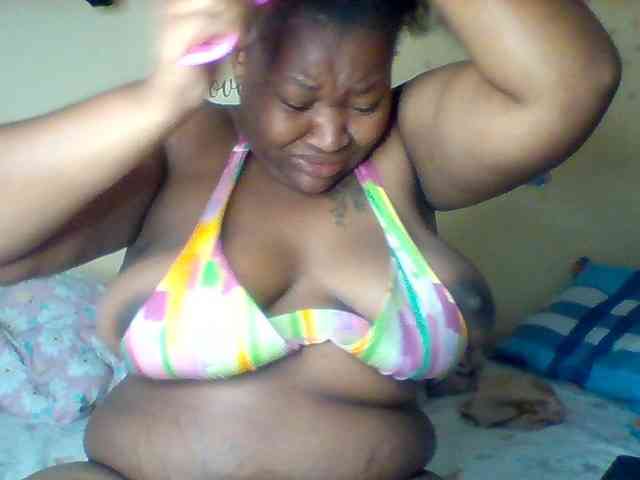 SinfullySweet webcam