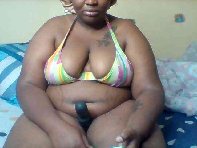 SinfullySweet webcam