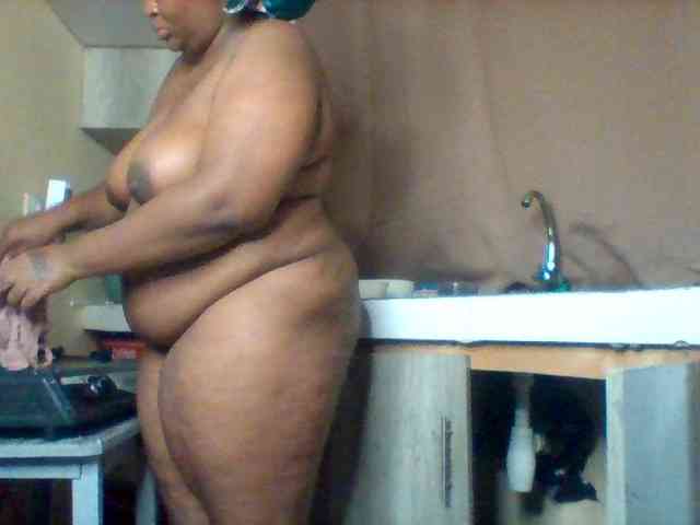 SinfullySweet webcam