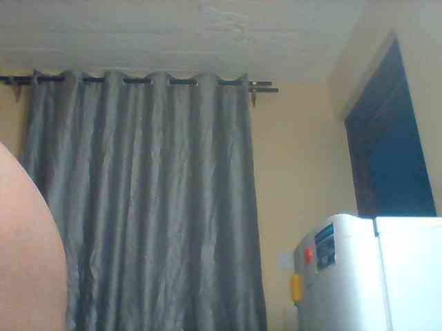 SinfullySweet webcam