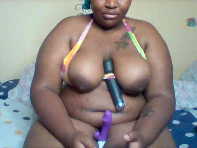 SinfullySweet webcam