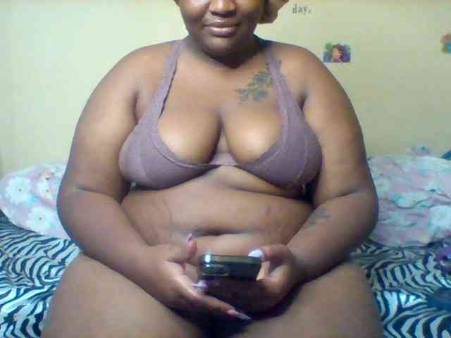 SinfullySweet webcam