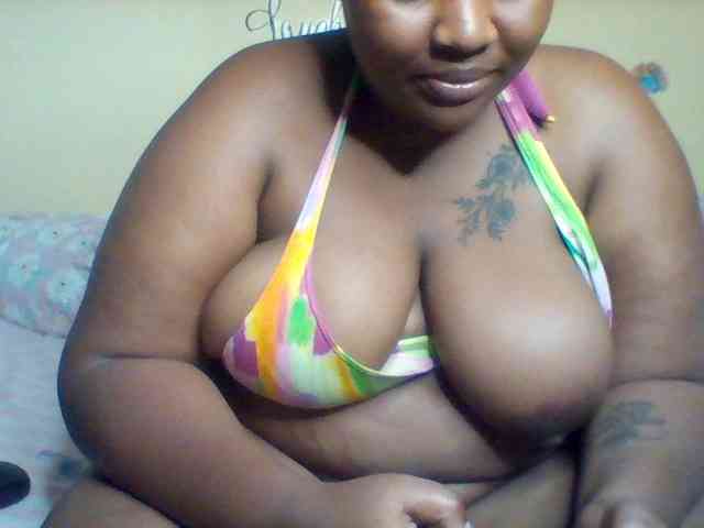 SinfullySweet webcam