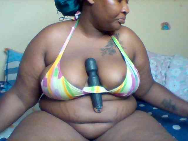 SinfullySweet webcam