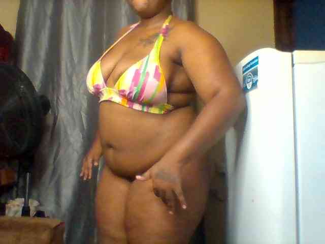 SinfullySweet webcam