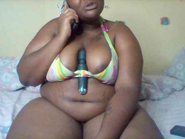 SinfullySweet webcam