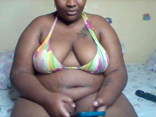 SinfullySweet webcam