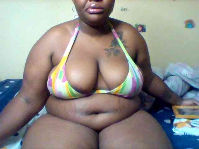 SinfullySweet webcam