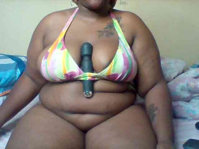 SinfullySweet webcam