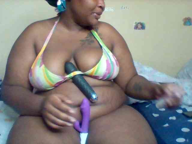 SinfullySweet webcam