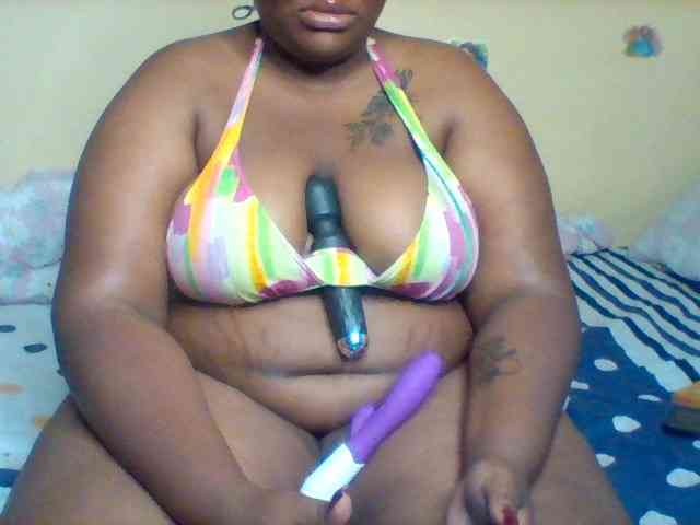 SinfullySweet webcam