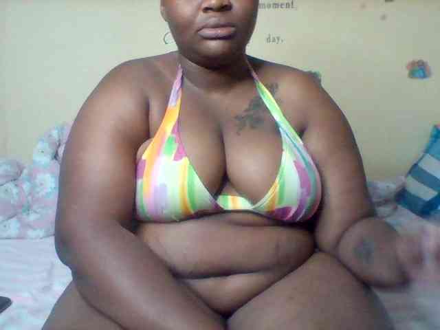SinfullySweet webcam