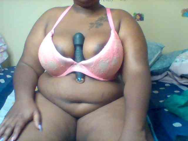 SinfullySweet webcam