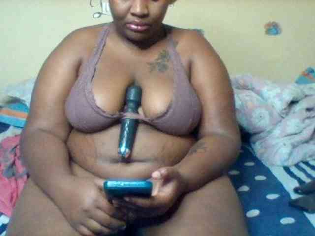 SinfullySweet webcam
