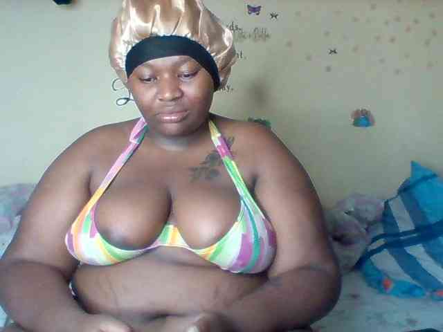SinfullySweet webcam