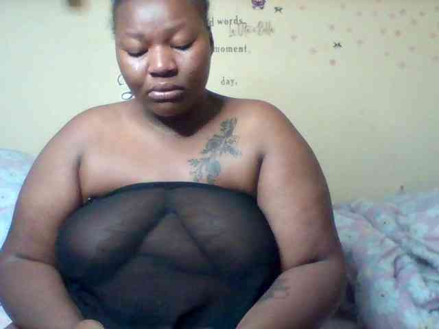 SinfullySweet webcam