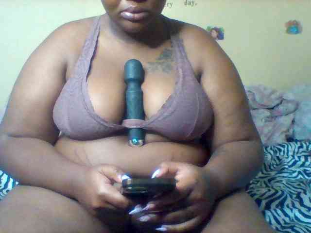 SinfullySweet webcam