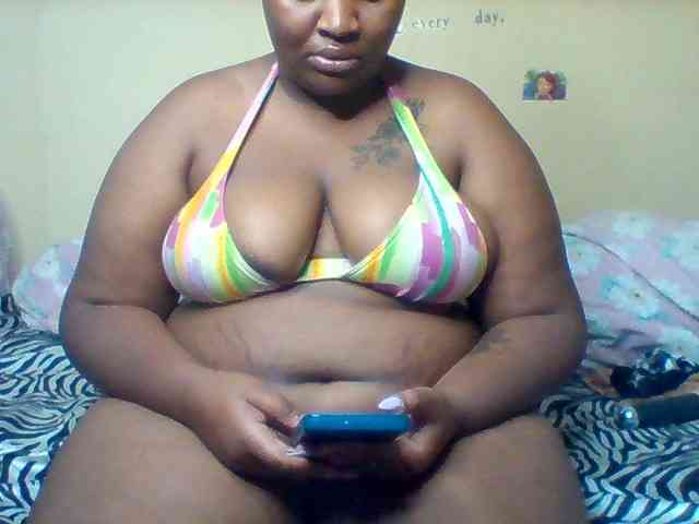 SinfullySweet webcam