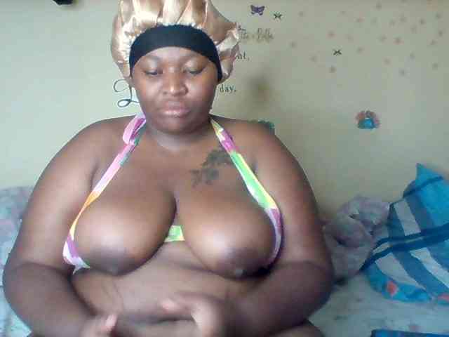 SinfullySweet webcam