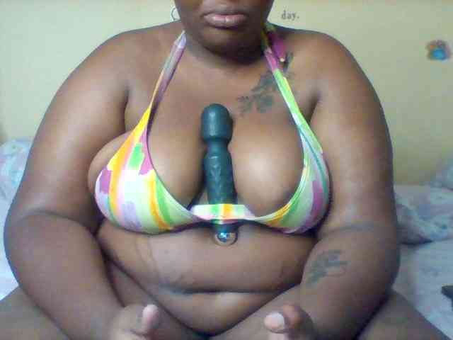 SinfullySweet webcam