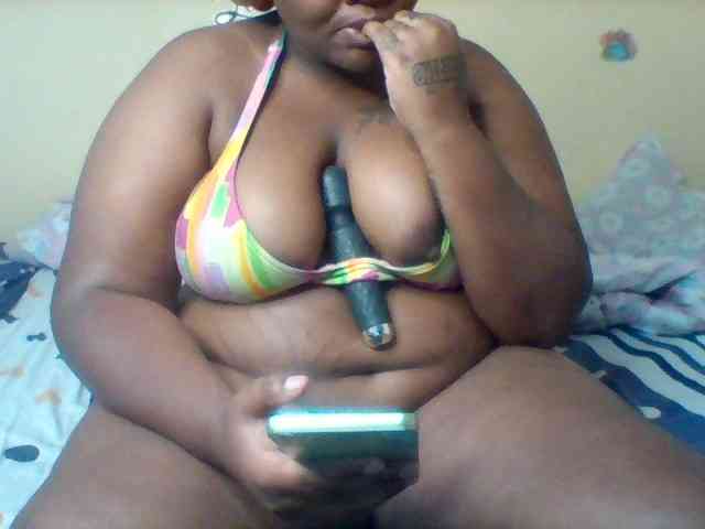 SinfullySweet webcam