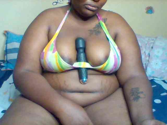 SinfullySweet webcam