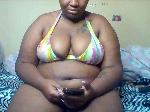 SinfullySweet webcam