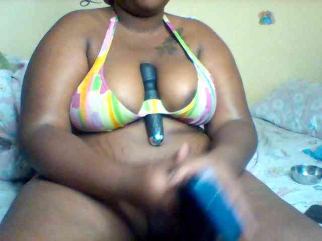 SinfullySweet webcam