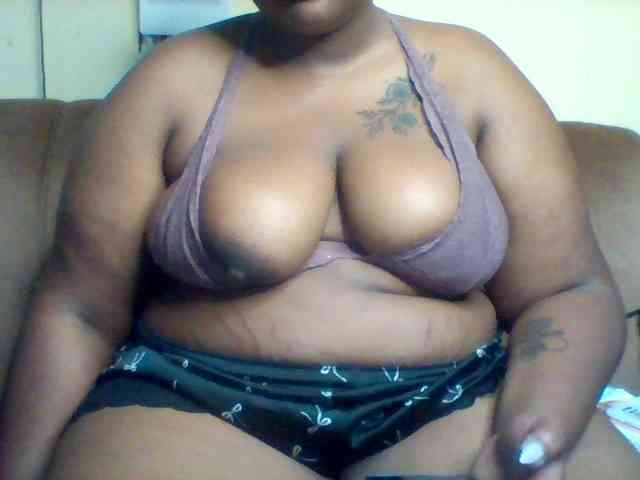 SinfullySweet webcam