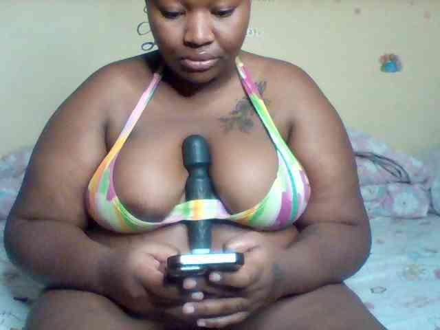 SinfullySweet webcam