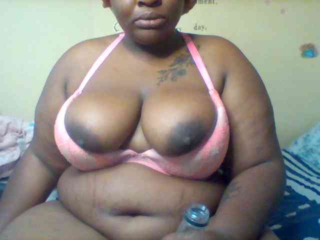 SinfullySweet webcam