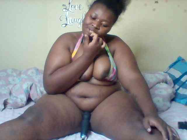 SinfullySweet webcam