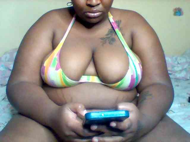 SinfullySweet webcam
