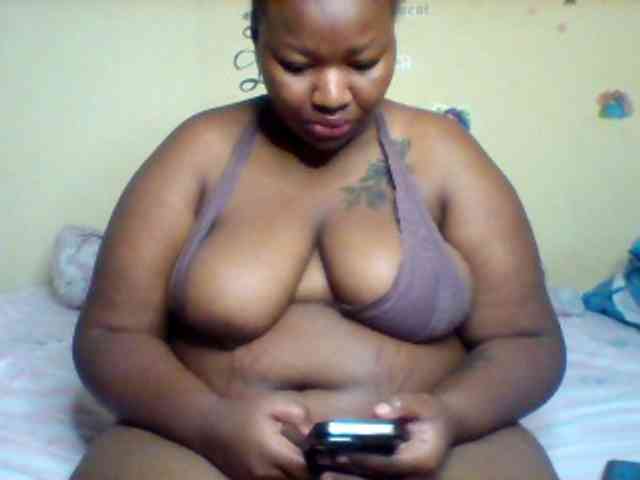 SinfullySweet webcam