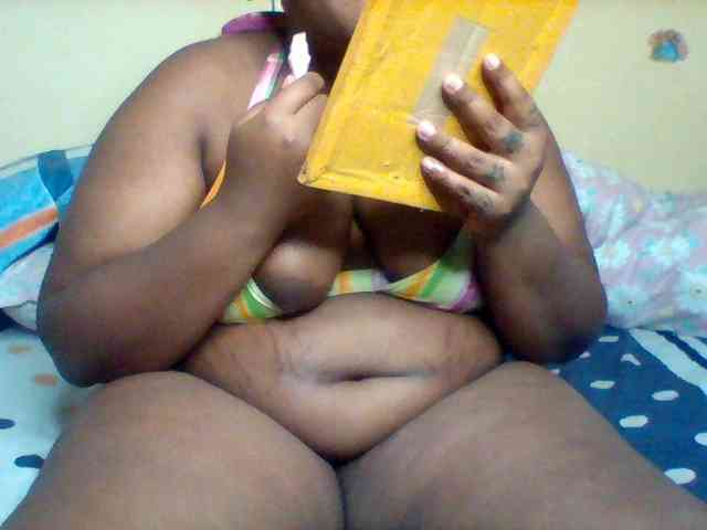 SinfullySweet webcam