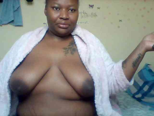 SinfullySweet webcam