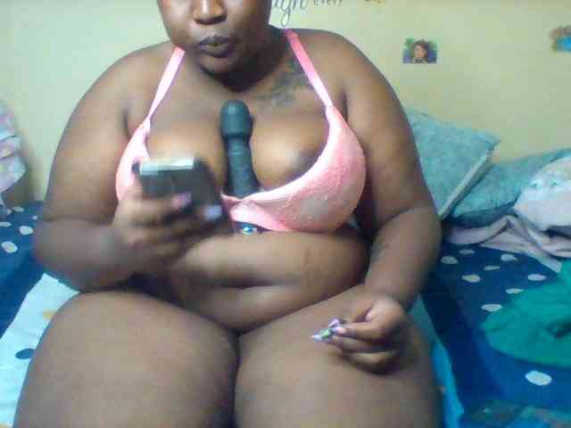 SinfullySweet webcam
