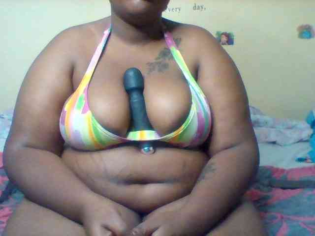 SinfullySweet webcam