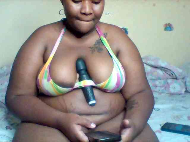 SinfullySweet webcam