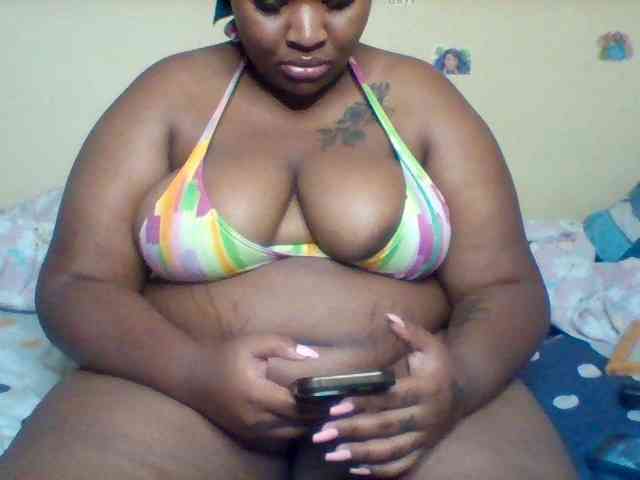 SinfullySweet webcam