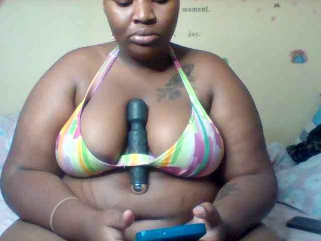 SinfullySweet webcam