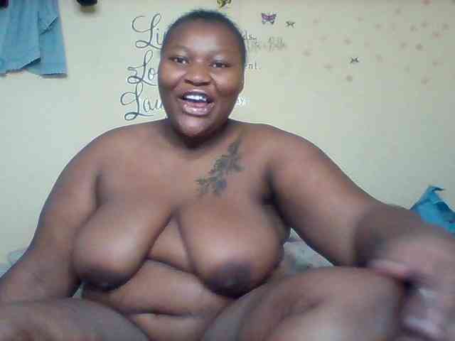 SinfullySweet webcam